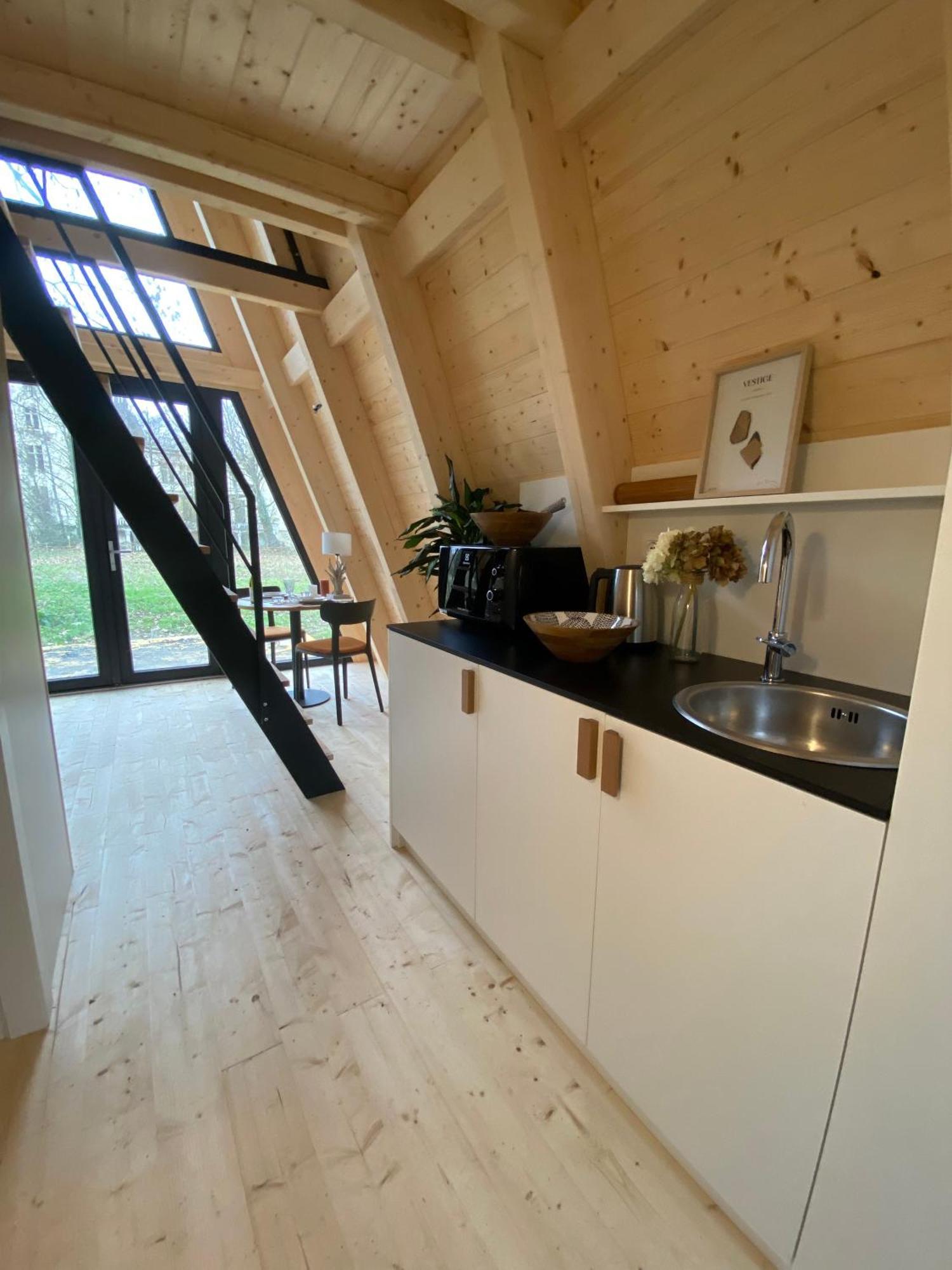 Ecolodges De Reve Dans Un Chateau De Conte De Fees Les-Trois-Moutiers エクステリア 写真